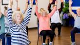 Esta es la cantidad de horas semanales que deben hacer ejercicios las personas mayores de 65 años, según la OMS
