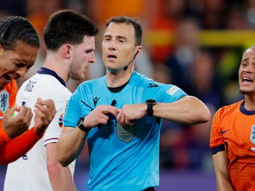 Ex-FIFA referee reveals new reason why England penalty was the wrong decision