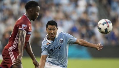 Sporting KC veteran Roger Espinoza retires after MLS career filled with highlights