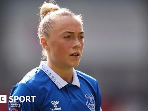 Hanna Bennison: Juventus sign Sweden midfielder from Everton