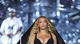Beyoncé asks fans to wear silver to her AT&T Stadium show. A shopping frenzy ensues.