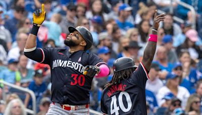 Santana homers, Ober fans 10 as red-hot Twins beat Blue Jays 5-1 for 17th win in 20 games