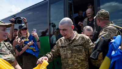 Russia and Ukraine exchange POWs for the first time in months. Bodies of fallen are also swapped