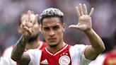Antony: Manchester United agree €100m deal for Ajax winger