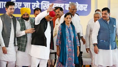 Arvind Kejriwal’s wife Sunita slams BJP’s politics of ‘hatred’ at INDIA bloc rally: ‘Thankful to God that…’ | Mint