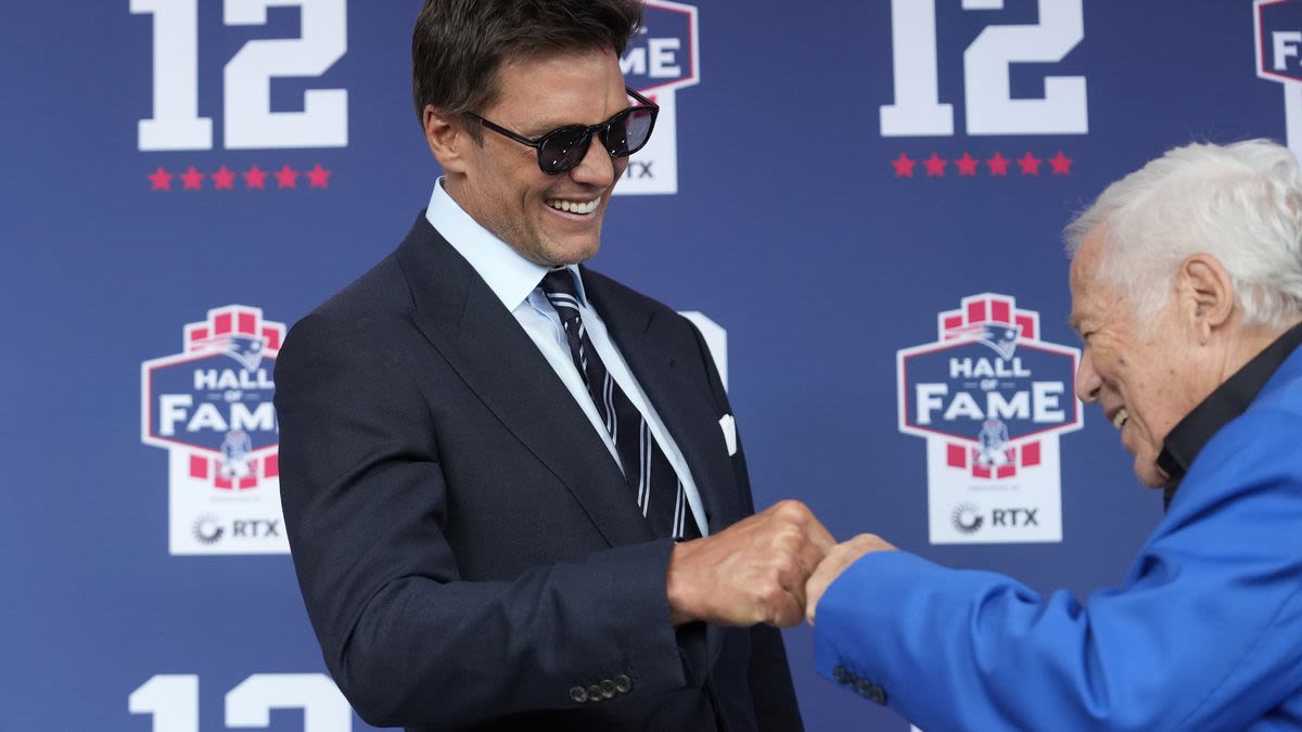 Tom Brady enshrined into Patriots Hall of Fame on star-studded night