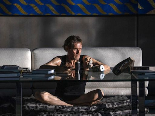 Willem Dafoe reta al aislamiento en “Inside”