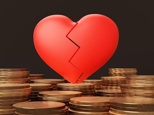 Americans Still Falling for Romance Scams, Survey Shows