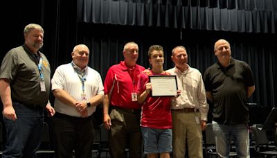 Indian Creek High School student receives R.A. Horne Student of the Year Award