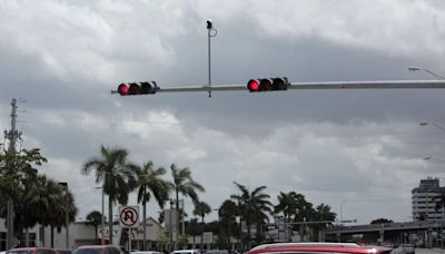 Impatient drivers turn traffic lights into aggression. I call it the Miami Millisecond | Opinion