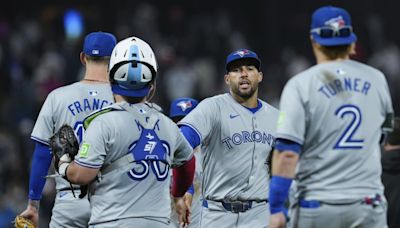 Clement homers, drives in 4 to lead Blue Jays past Giants 10-6