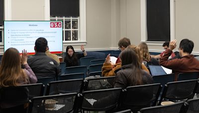 GSAS Student Council Continues Board Nominations, Discusses Transportation Issues | News | The Harvard Crimson