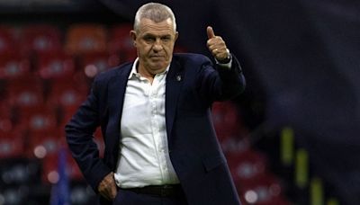 Fuera de Rafa Márquez, cuerpo técnico del 'Vasco' será de españoles