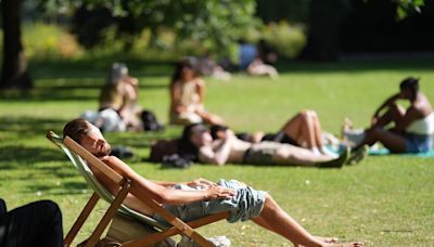 Met Office issues yellow warning of thunderstorms as temperatures set to top 30C