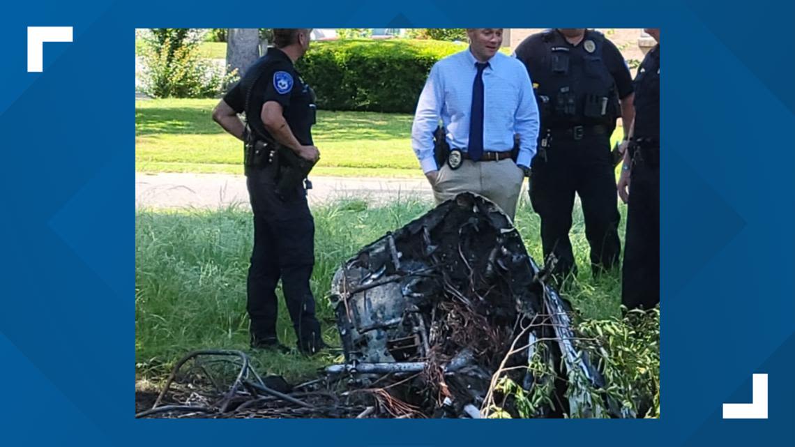 Small plane crashes in Hot Springs, pilots walk away with 'minor' injuries