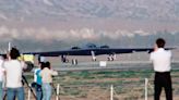 A sneaky photo taken the last time a stealth bomber was unveiled shows why some parts of the new B-21 are still under wraps