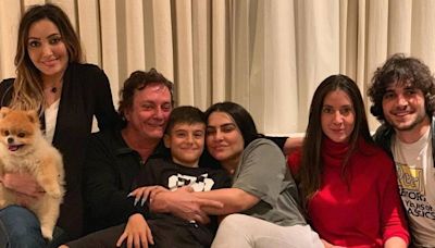 Fábio Jr. posta fotos com a esposa e os 5 filhos: 'Amo vocês muitão'