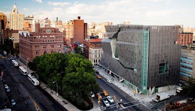 Cooper Union college restores free tuition for graduating seniors