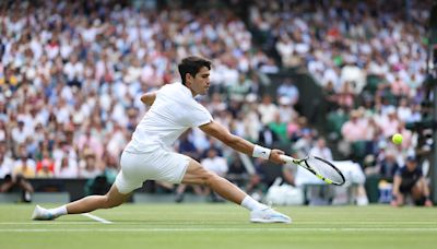 Djokovic suffers Wimbledon mauling from Carlos Alcaraz - BusinessWorld Online