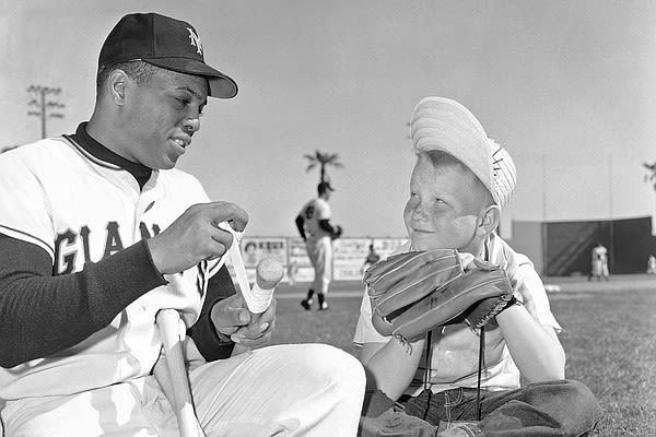 Willie Mays began pro career in Chattanooga on the way to becoming one of baseball’s greats | Chattanooga Times Free Press