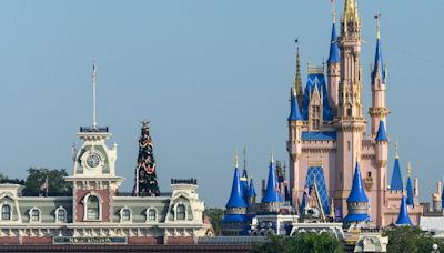 Disney’s Parks Struggle, Exposing a New Trouble Spot