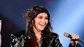 Kesha sufre una hemorragia en las cuerdas vocales durante concierto dedicado a Taylor Hawkins