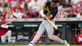 Bryan Reynolds extends hit streak to 22 games as Pirates beat Reds 9-5