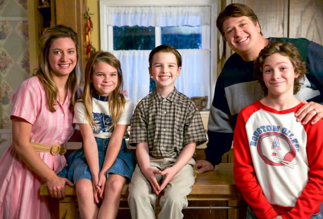 Young Sheldon’s Lance Barber and Zoe Perry Discuss ‘Grounding’ George Sr., Replacing ‘Mom’ in Big Bang Prequel