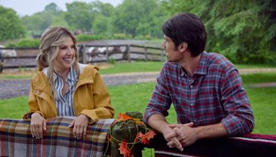 How to watch Hallmark’s ‘The Heiress and the Handyman’ movie premiere, starring Jodie Sweetin, Corey Sevier