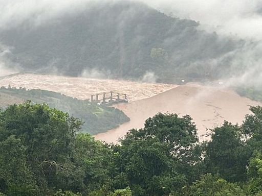 Alerta da defesa civil para rompimento de barragem no RS