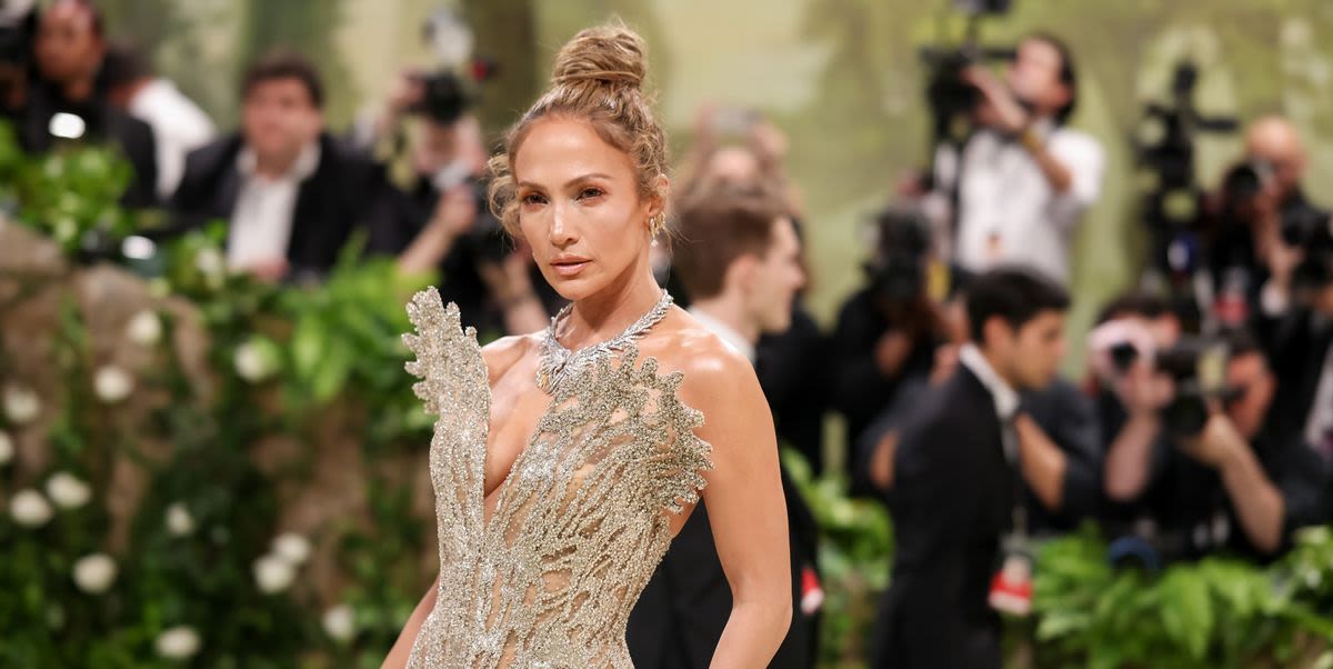 Jennifer Lopez Goes transparent in a Form-Fitting Crystal Gown at the 2024 Met Gala