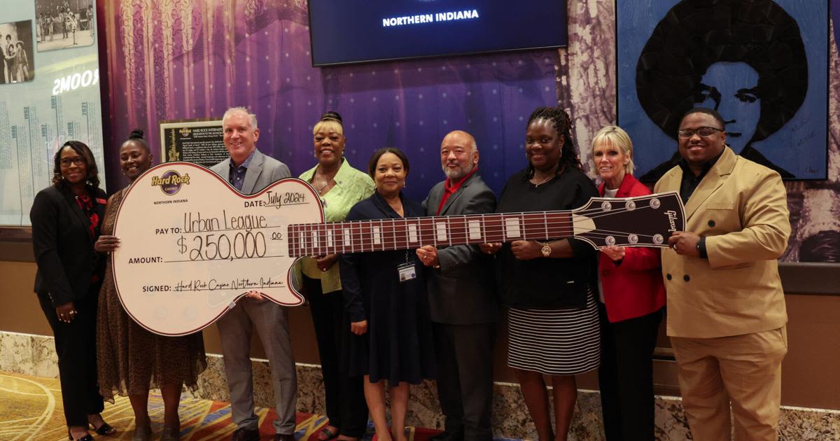Hard Rock Casino donates $250K to fund new scholarship program for Gary grads