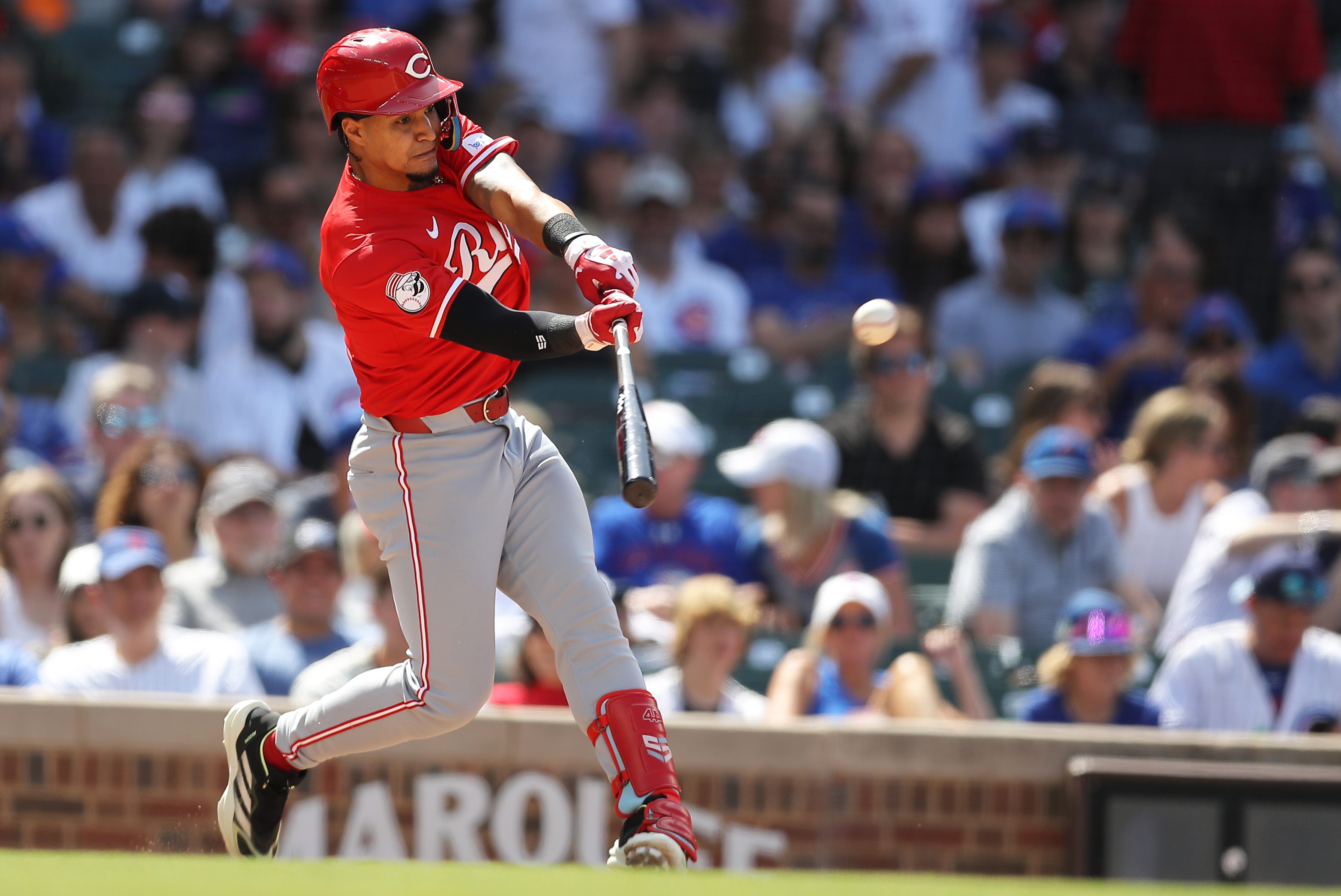 Reds look to carry momentum into June in Game 2 against Cubs