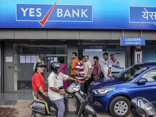 Yes Bank’s $5 Billion Stake Said to Attract Lenders From the Middle East, Japan