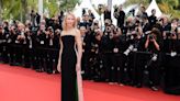 Cannes 2024 : choix gagnant pour Cate Blanchett, trio de couleurs pour tenue sculpturale