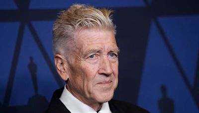 Cineasta David Lynch aclara que no piensa en retiro tras diagnóstico de enfisema