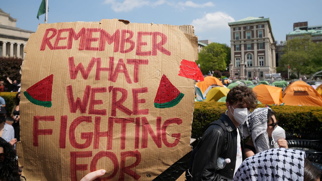 Jewish parents grapple with college choices in antisemitic climate: 'This is absolutely absurd'