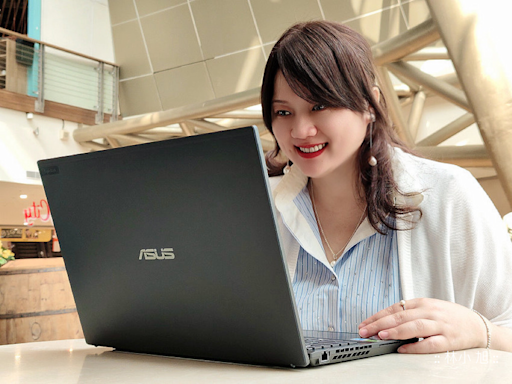 多媒體編輯更順暢的筆電！具備獨顯的華碩 ASUS ExpertBook B3 (B3604CVF) 大螢幕商用筆記型電腦開箱