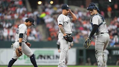 Yankees end April a game behind AL East-leading Orioles. Here's how Tuesday played out