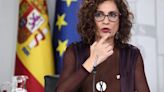 Un juzgado de Madrid cita a María Jesús Montero a una conciliación con la pareja de Ayuso