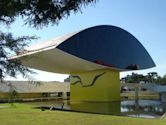 Oscar Niemeyer Museum