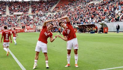 El Real Murcia quiere fiesta