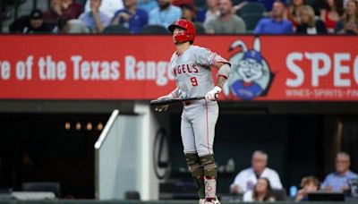 Zach Neto, Taylor Ward homer as Angels defeat Rangers