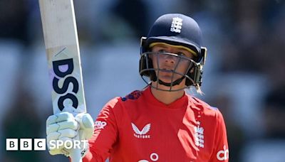 England v Pakistan: Danni Wyatt's 87 helps hosts to 3-0 series win