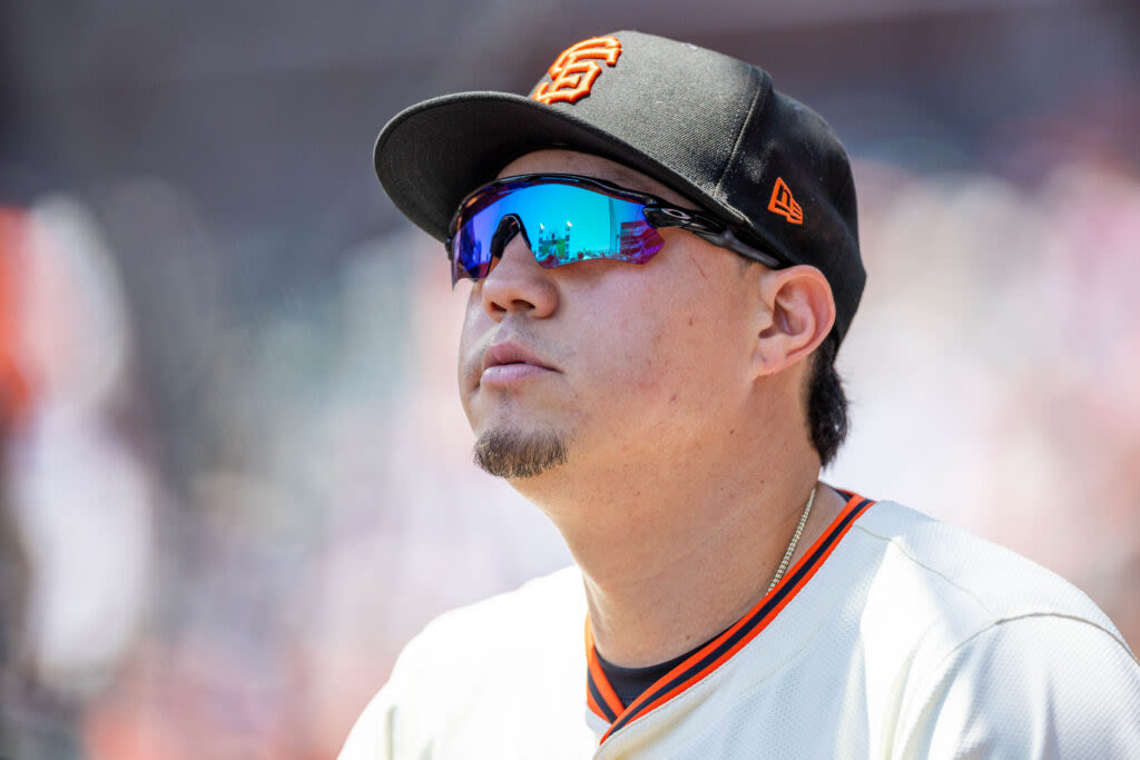 Wilmer Flores Done For The Year Due To Knee Injury