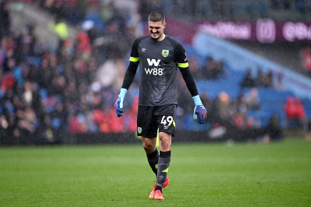 Ipswich Town confirm signing of Arijanet Muric from Burnley