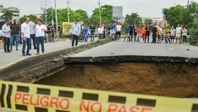 Four dead in Colombian bridge collapse