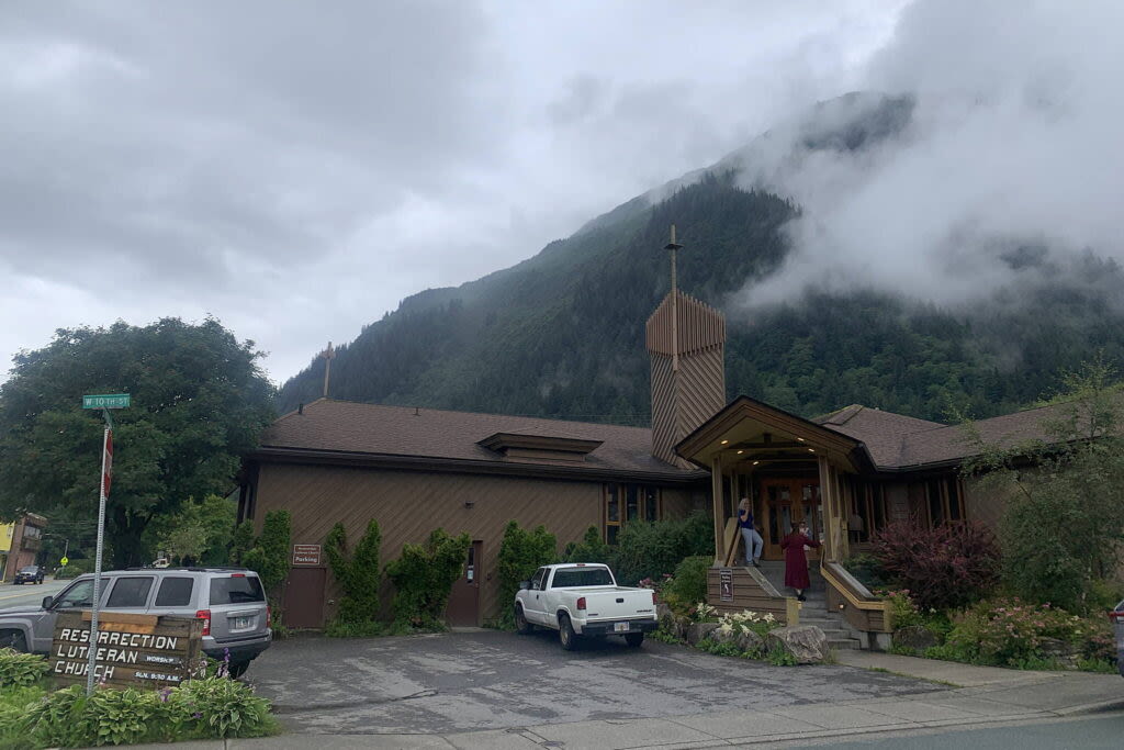 Bishop says Resurrection Lutheran Church’s pastor and president were legally removed; they disagree | Juneau Empire