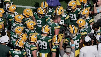 Packers center Josh Myers vomited on the football before snapping it to Malik Willis