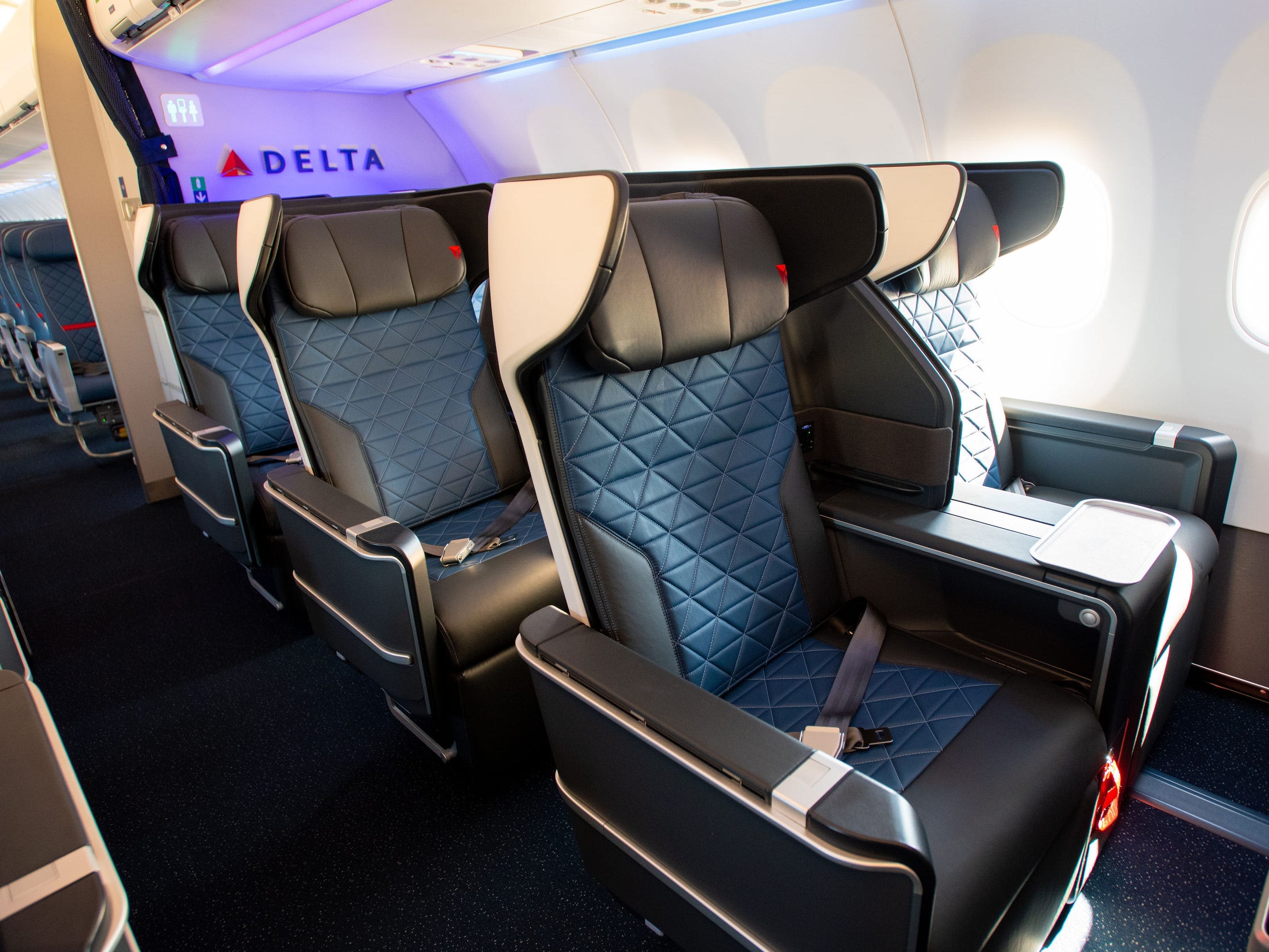Delta has the best first class and Southwest has the best economy seats — see JD Power's airline rankings